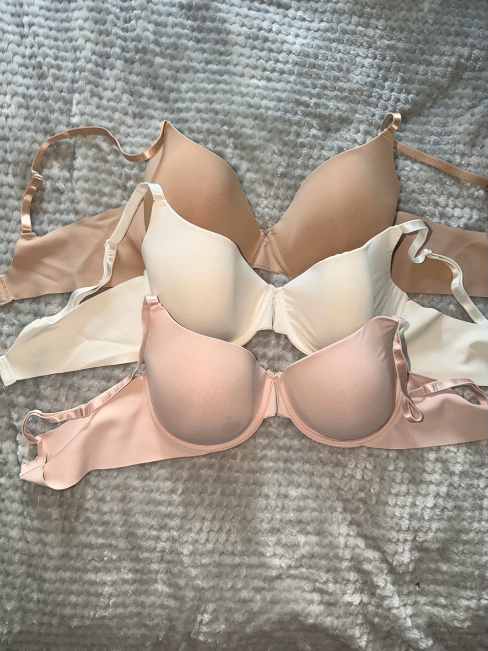 sophie b. Seamless T-Shirt Bra Set in Nude, Cream & Blush